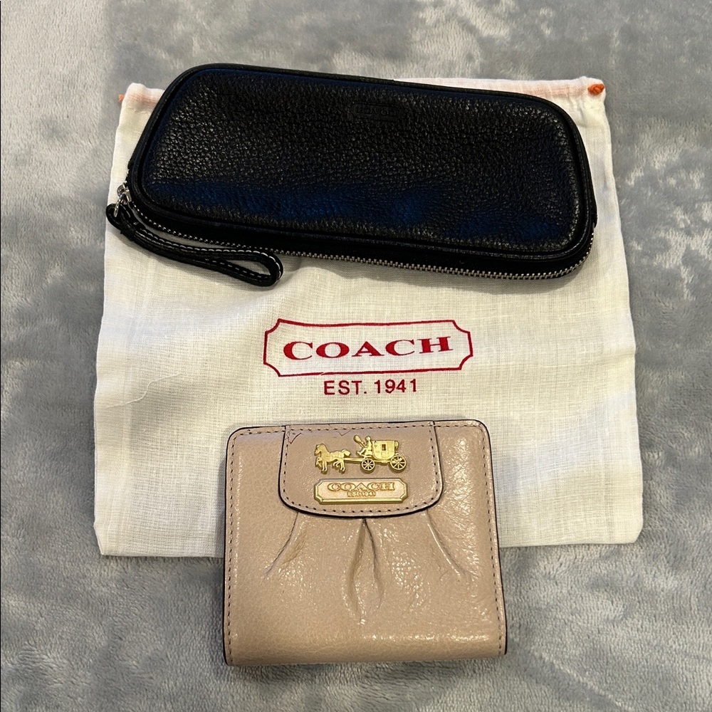 Coach Black and Tan Key & Card Holder Set
